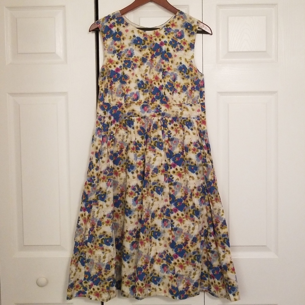 Emily & Fin Floral Dress Size Large